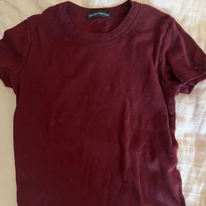 Brandy Melville maroon tee